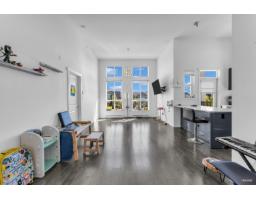 425 15138 34 AVENUE, Surrey, British Columbia