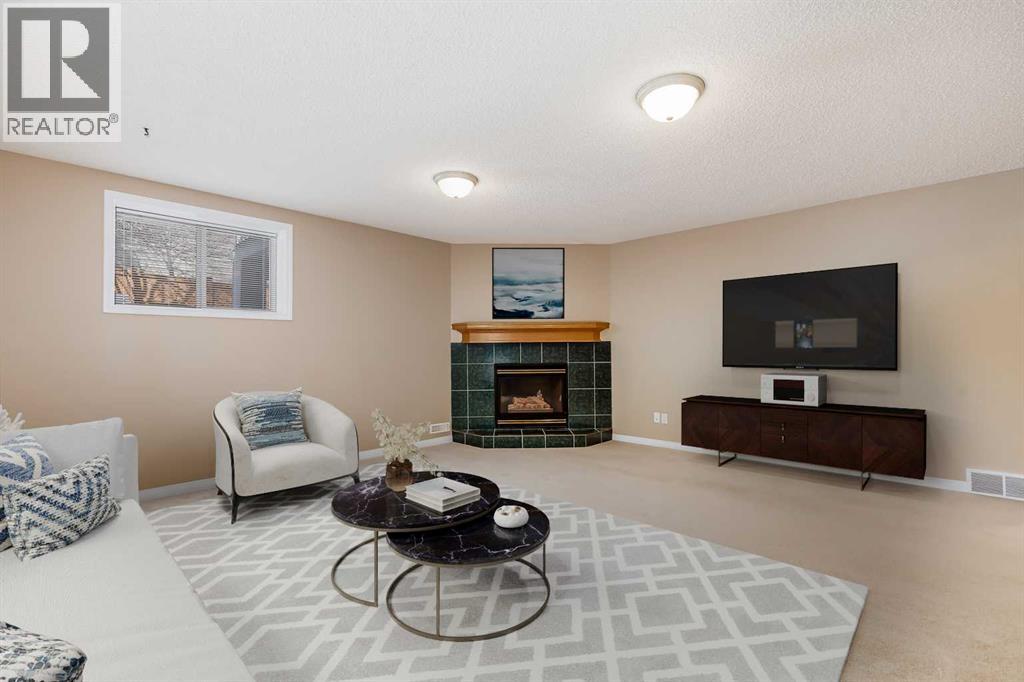 17 Rocky Ridge Villas Nw, Calgary, Alberta  T3G 4R2 - Photo 27 - A2298839