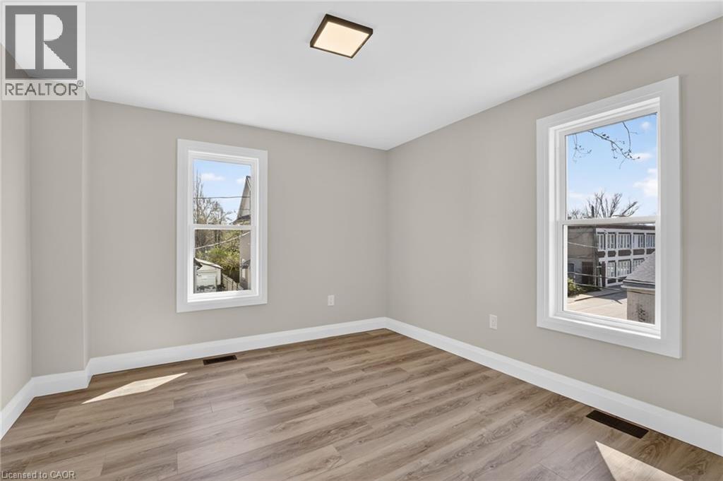 20 Avenue Place, Welland, Ontario  L3B 4B1 - Photo 24 - 40824521