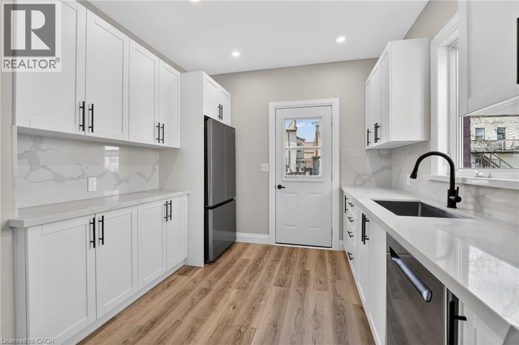 20 Avenue Place, Welland, Ontario  L3B 4B1 - Photo 19 - 40824521