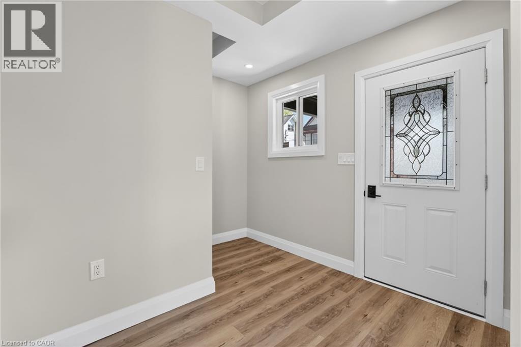 20 Avenue Place, Welland, Ontario  L3B 4B1 - Photo 4 - 40824521