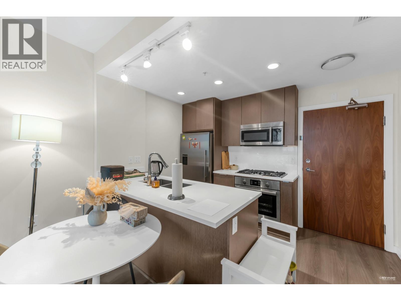 808 3333 Sexsmith Road, Richmond, British Columbia  V6X 0R7 - Photo 6 - R3098394