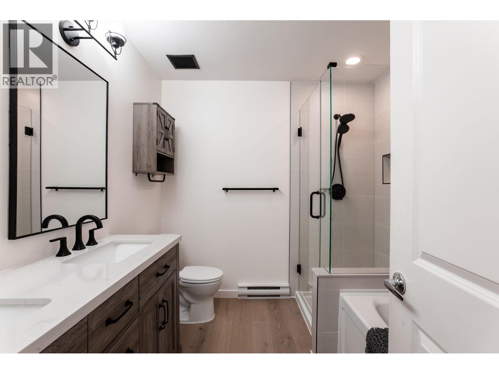 16 100 Klahanie Drive, Port Moody, British Columbia  V3H 5K3 - Photo 24 - R3116025