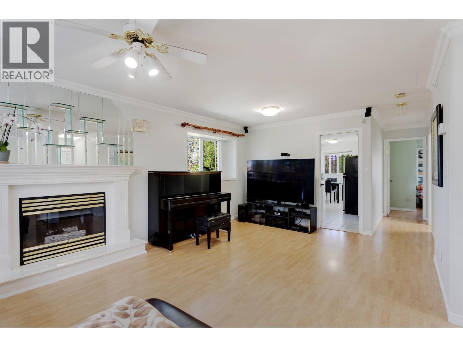 4708 Inverness Street, Vancouver, British Columbia  V5V 4X6 - Photo 4 - R3114864