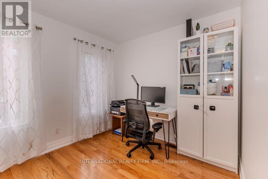 28 Camps Lane, Toronto, Ontario  M1E 0B2 - Photo 17 - E13038830