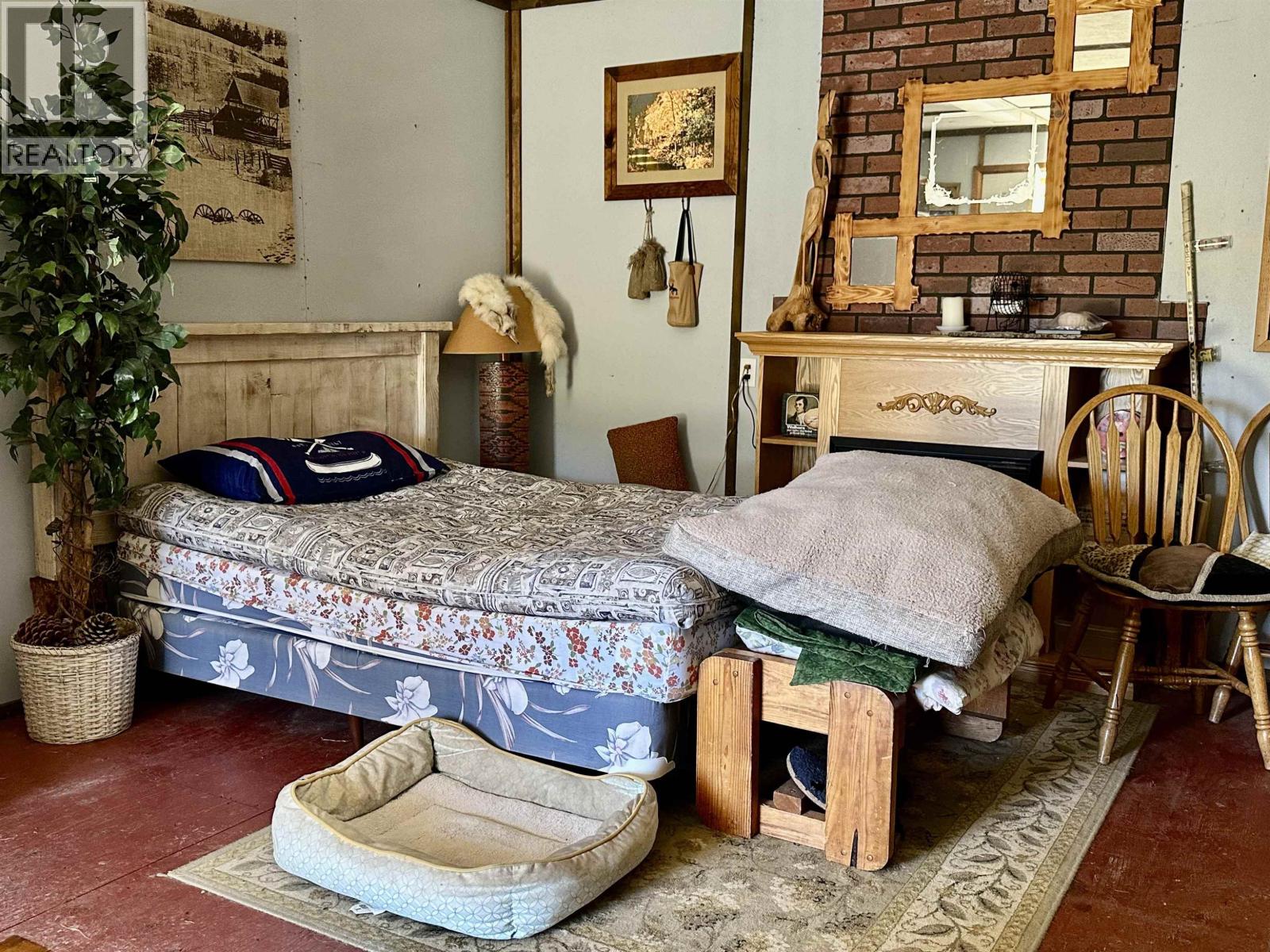 6640 Rayfield Road, 70 Mile House, British Columbia  V0K 2K2 - Photo 29 - R3116407