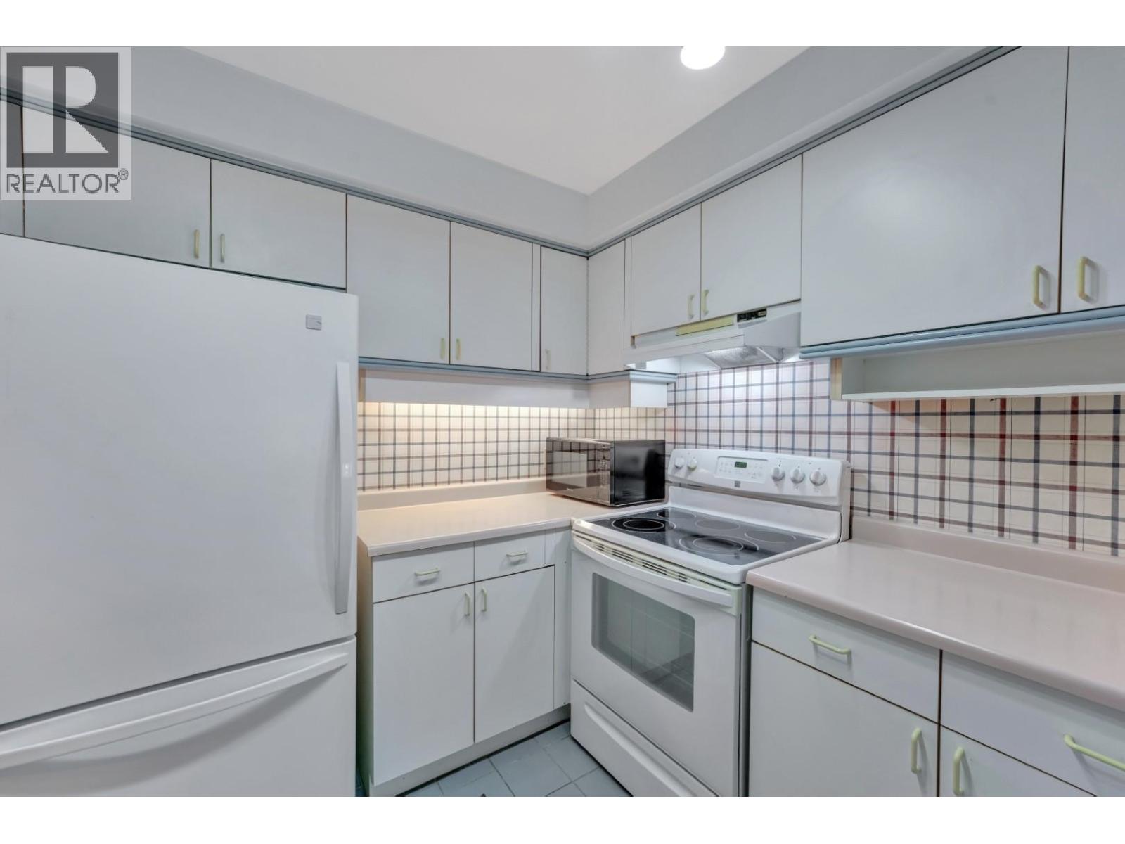 211 1210 W 8th Avenue, Vancouver, British Columbia  V6H 3Y9 - Photo 15 - R3116314