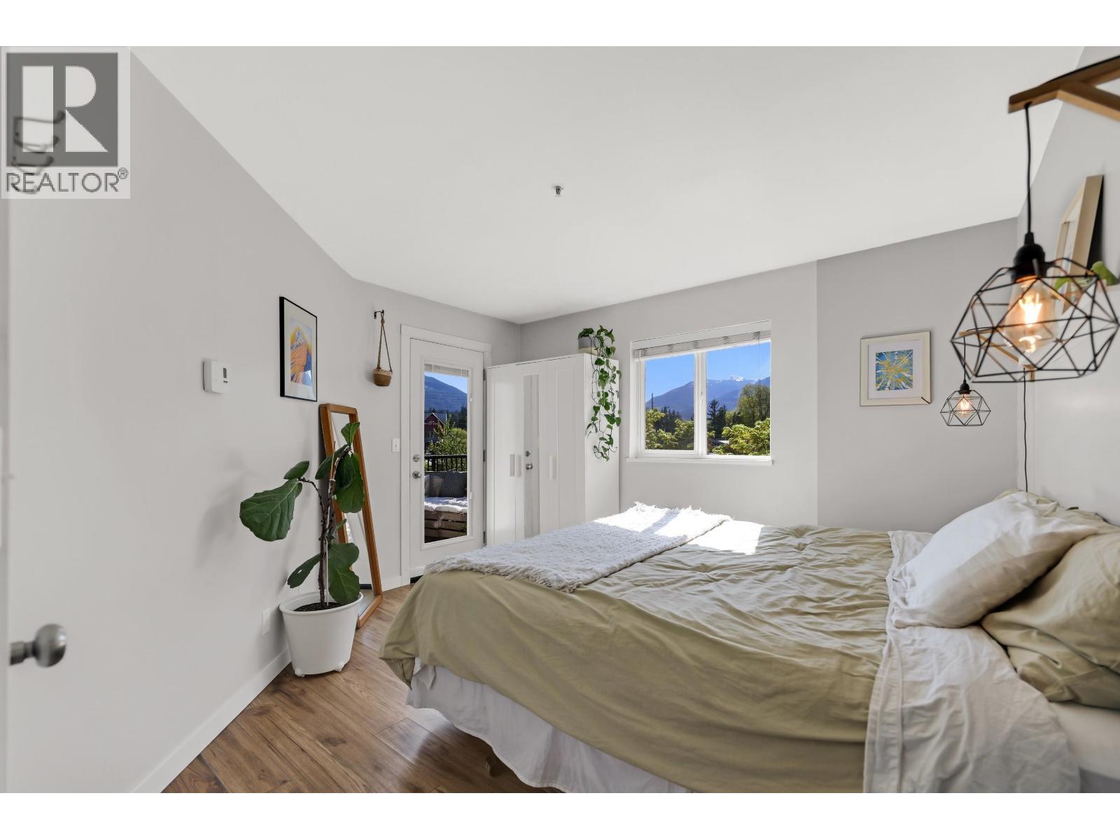 C311 40140 Willow Crescent, Squamish, British Columbia  V8B 0M1 - Photo 12 - R3116325