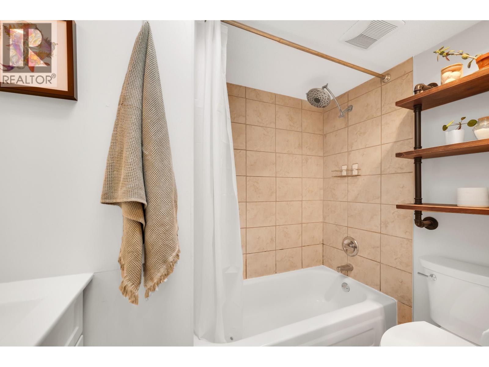 C311 40140 Willow Crescent, Squamish, British Columbia  V8B 0M1 - Photo 13 - R3116325