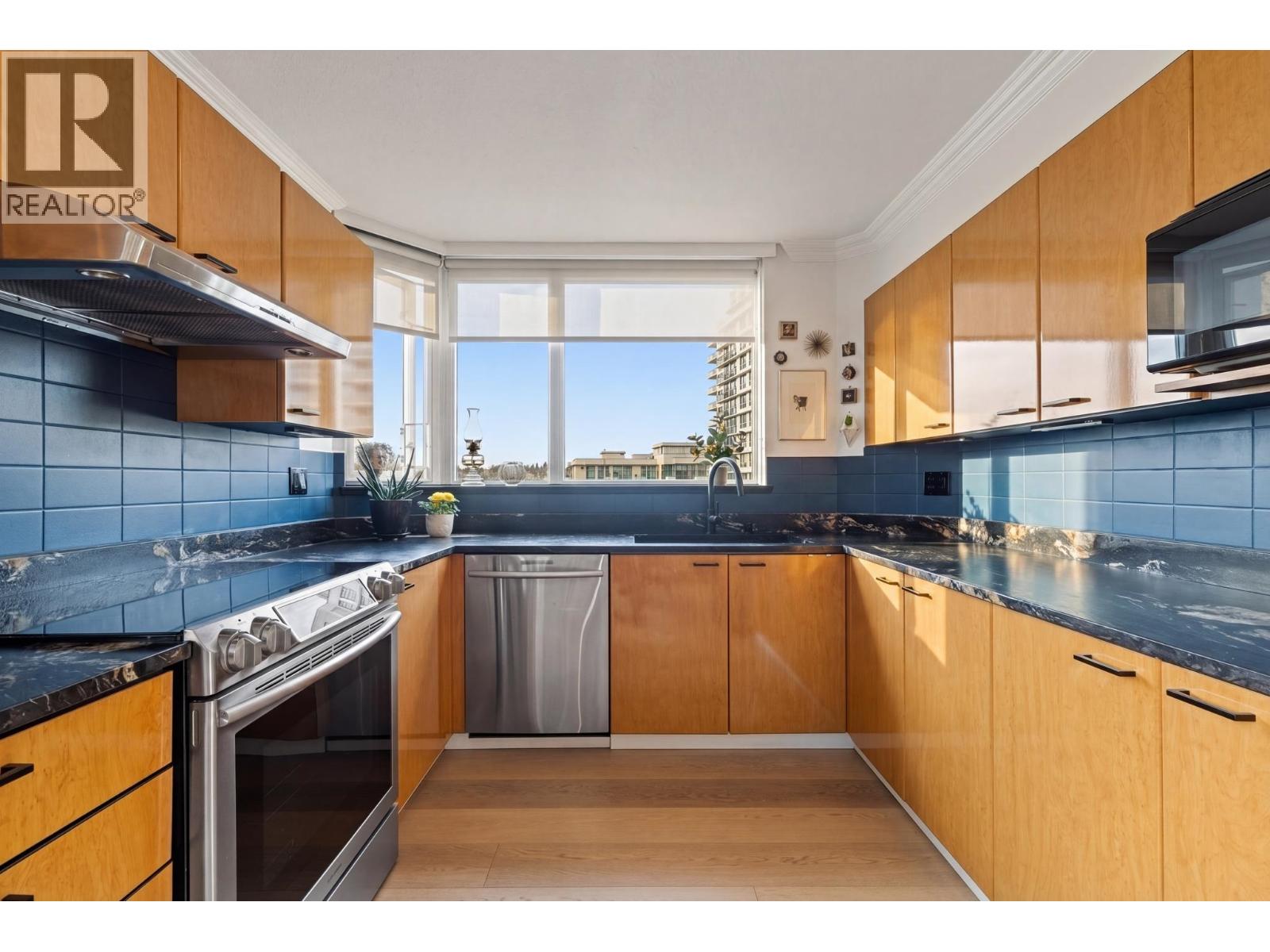 1208 10 Laguna Court, New Westminster, British Columbia  V3M 6W3 - Photo 13 - R3116341