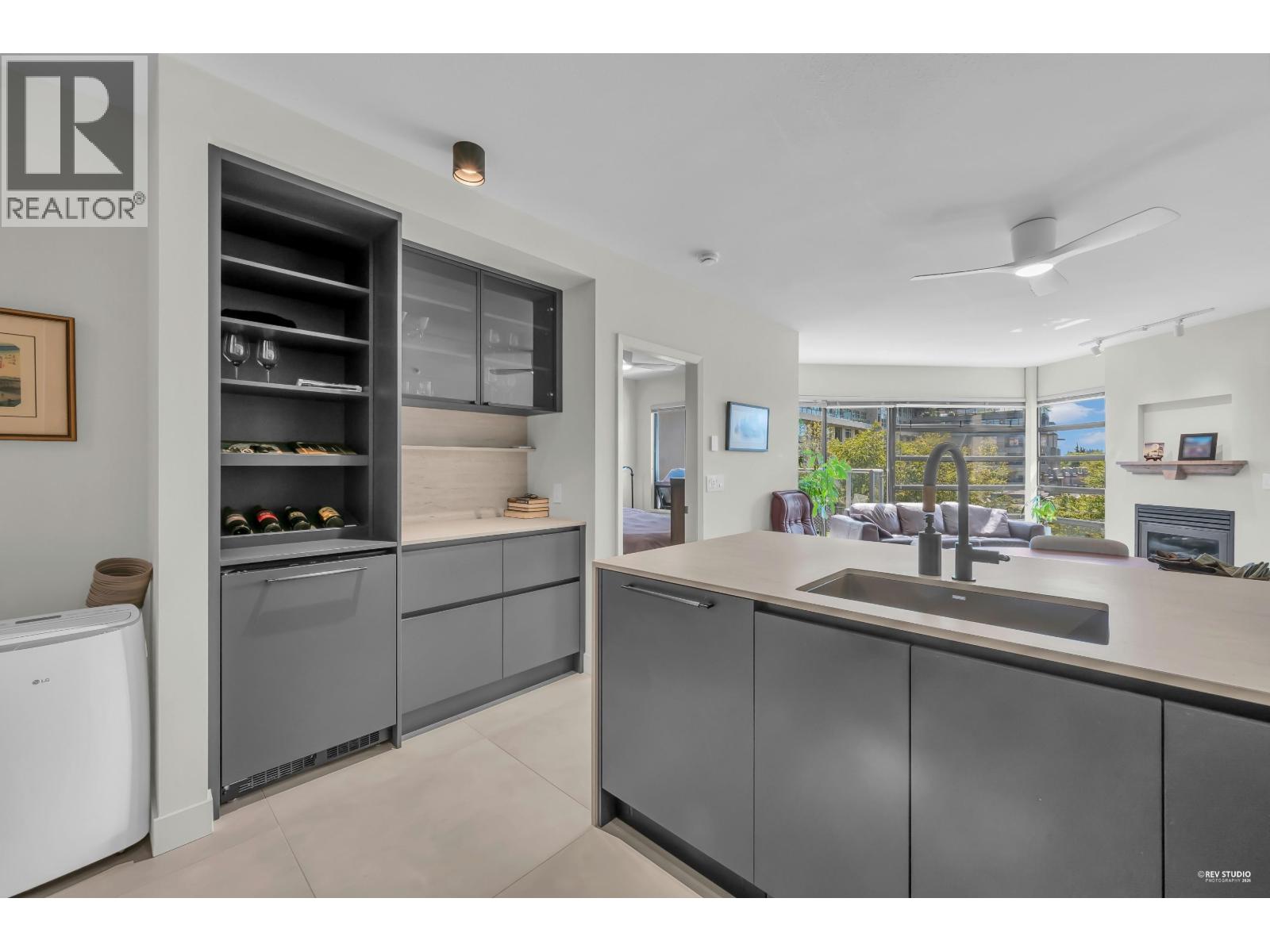 506 2228 Marstrand Avenue, Vancouver, British Columbia  V6K 4T1 - Photo 4 - R3116347