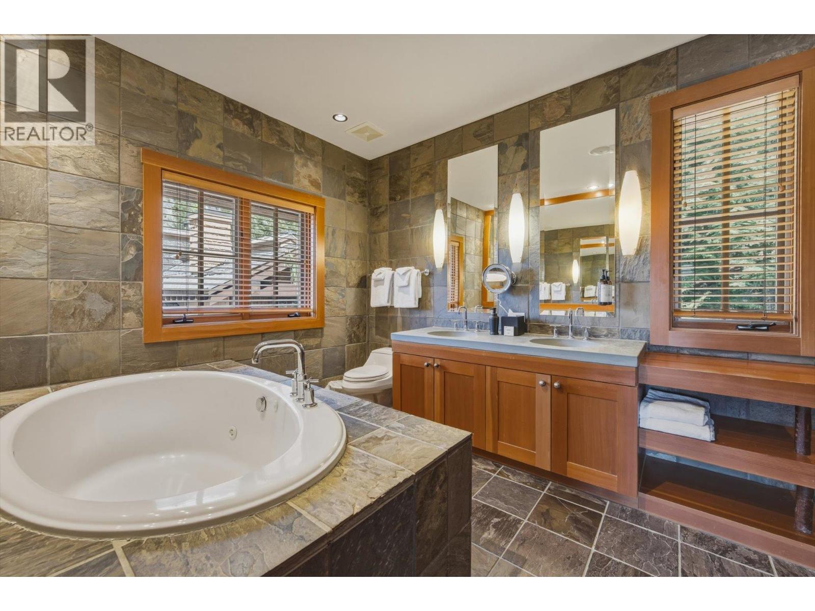 12c 2300 Nordic Drive, Whistler, British Columbia  V8E 0A6 - Photo 25 - R3116361