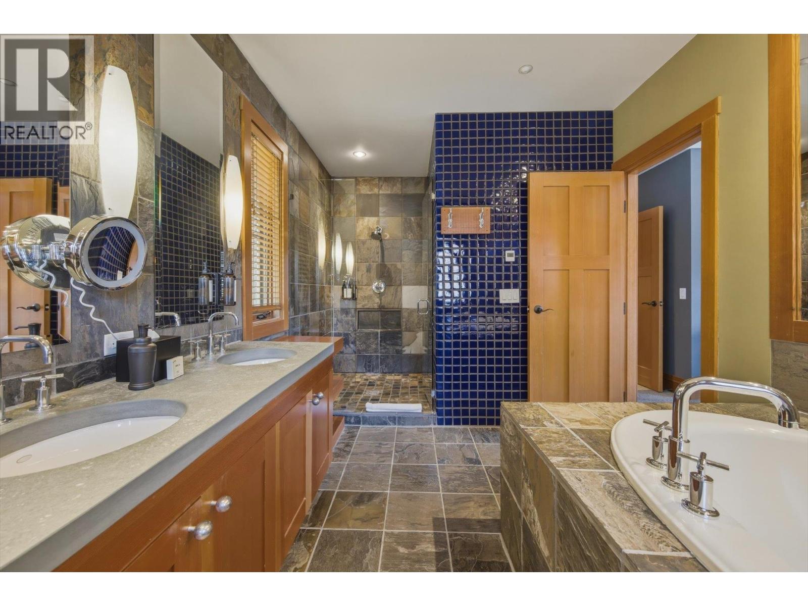 12c 2300 Nordic Drive, Whistler, British Columbia  V8E 0A6 - Photo 26 - R3116361