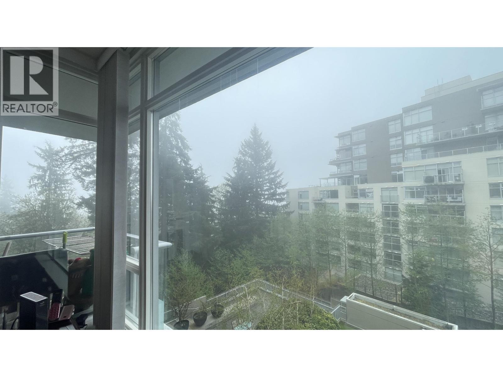 601 9266 University Crescent, Burnaby, British Columbia  V5A 4Z1 - Photo 8 - R3116365