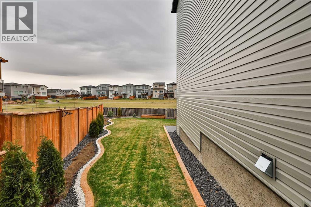 42 Blackwolf Pass N, Lethbridge, Alberta  T1H 7H7 - Photo 42 - A2303986