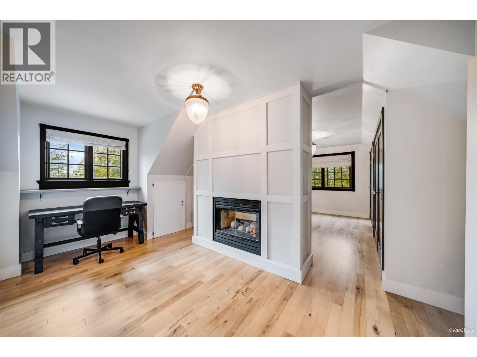 1570 East Road, Anmore, British Columbia  V3H 4X6 - Photo 13 - R3116339