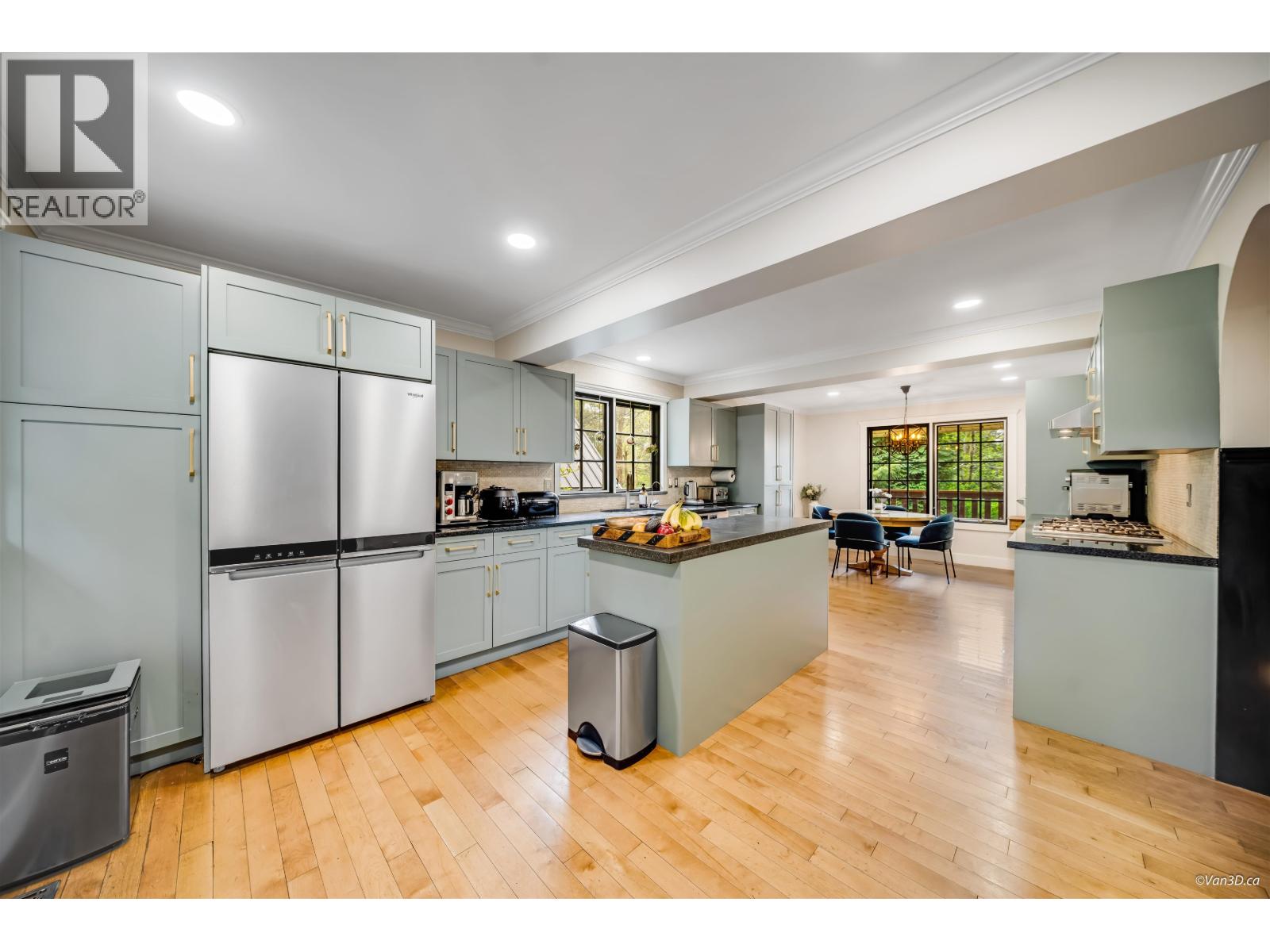 1570 East Road, Anmore, British Columbia  V3H 4X6 - Photo 3 - R3116339