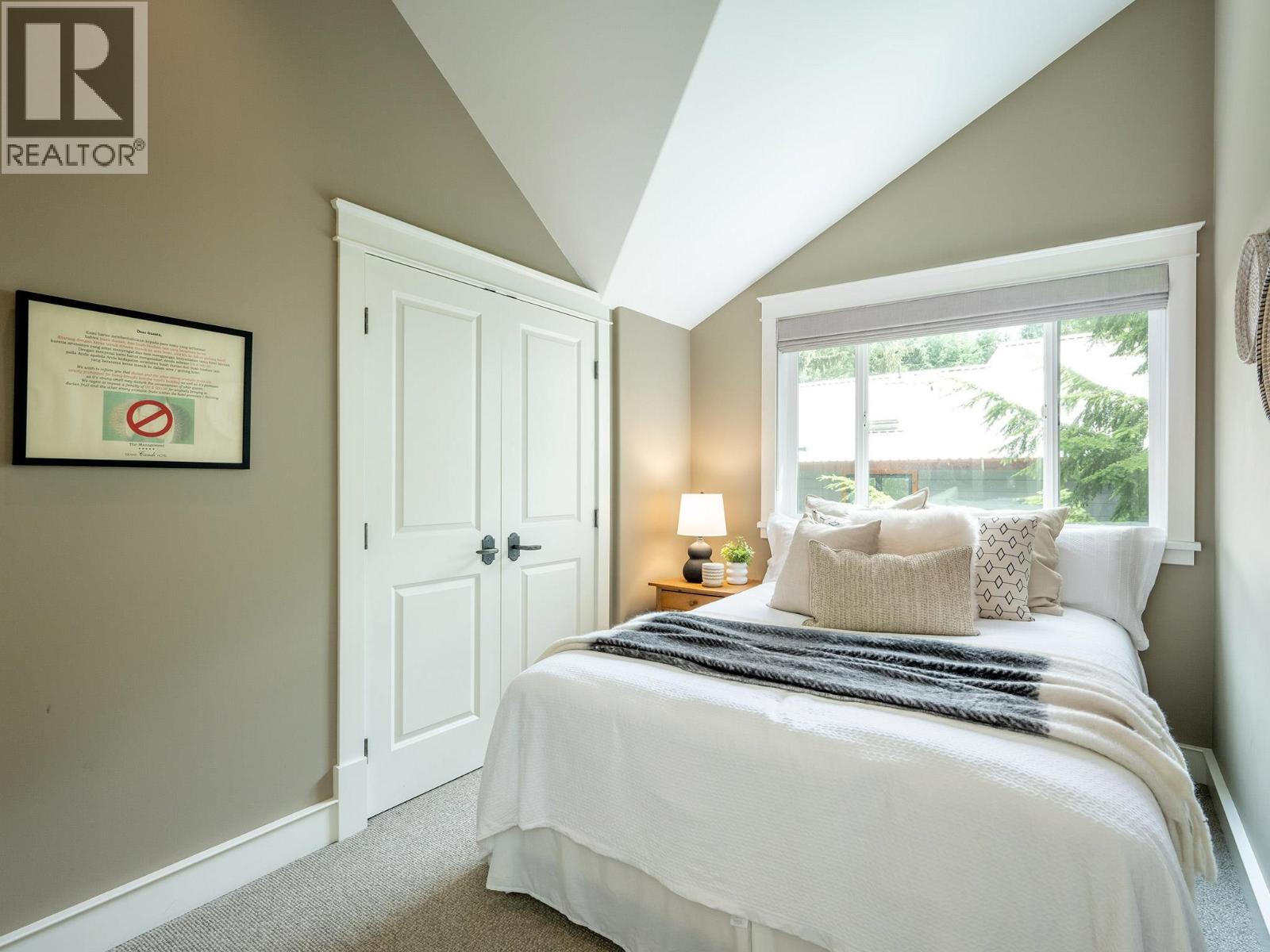 7313 Fitzsimmons Road South, Whistler, British Columbia  V8E 0E5 - Photo 19 - R3116343