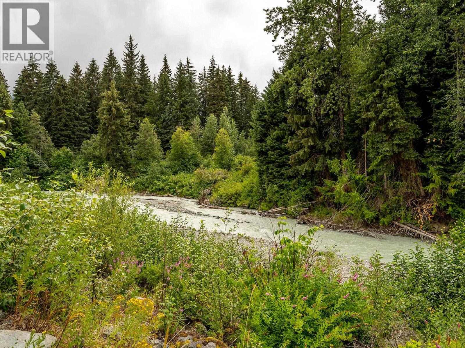 7313 Fitzsimmons Road South, Whistler, British Columbia  V8E 0E5 - Photo 27 - R3116343