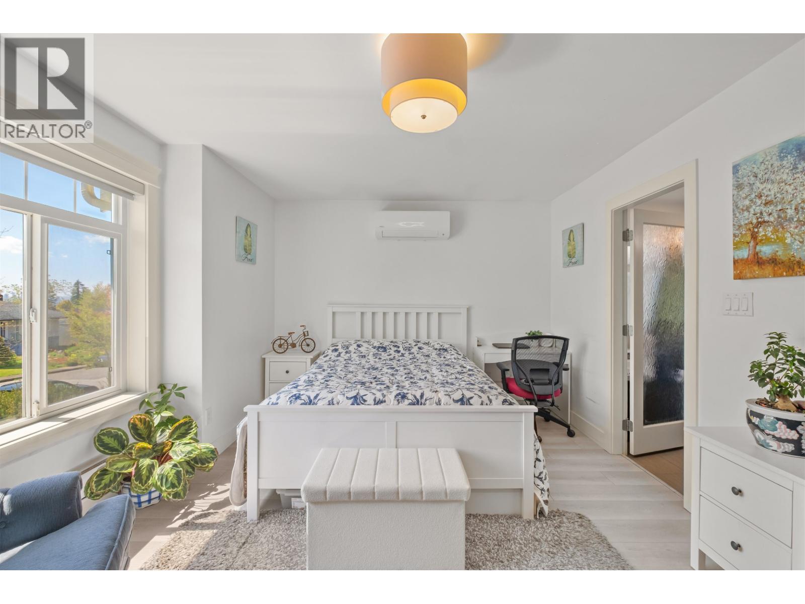 318 W 18th Street, North Vancouver, British Columbia  V7M 1W9 - Photo 10 - R3116344