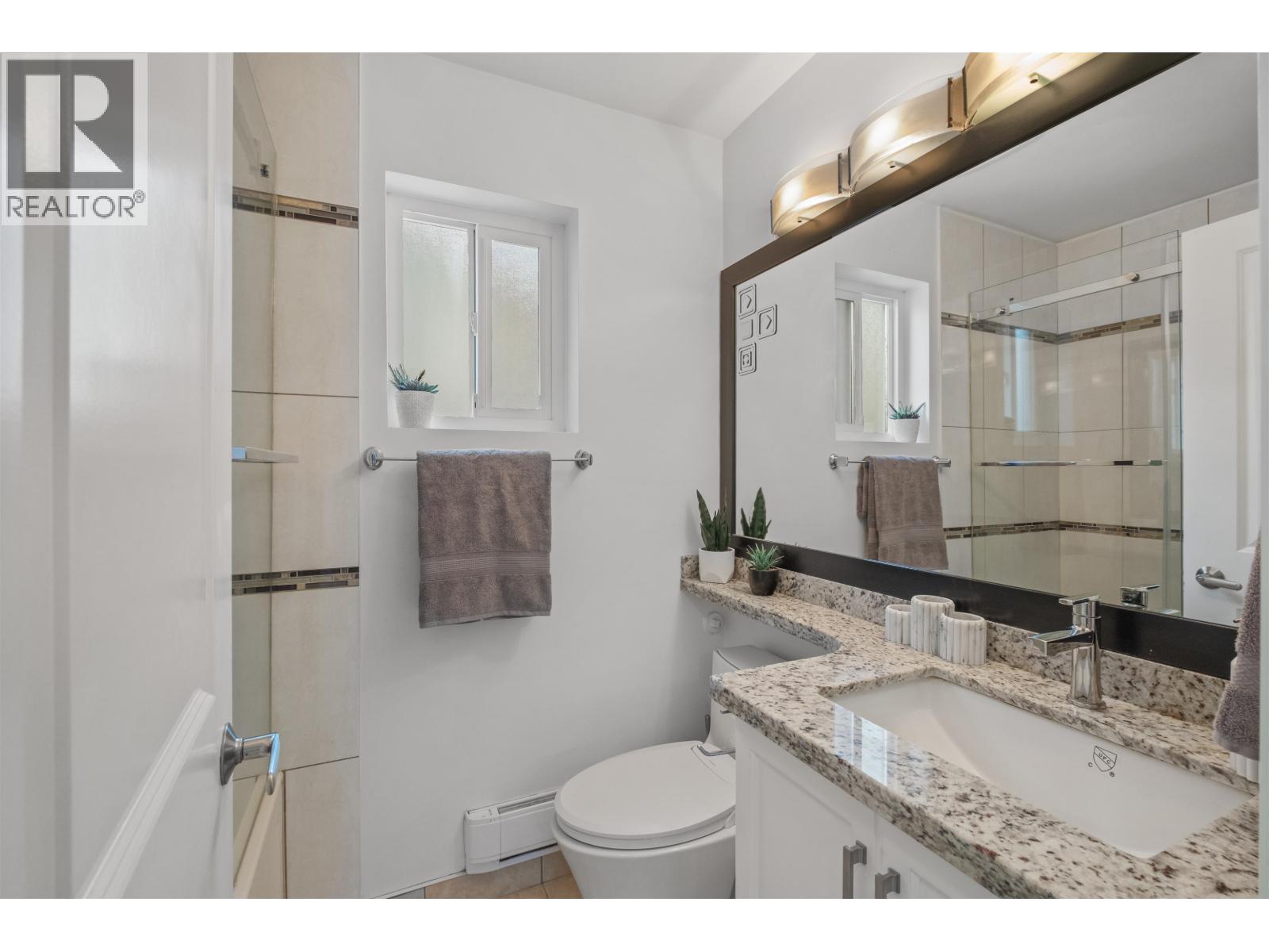 318 W 18th Street, North Vancouver, British Columbia  V7M 1W9 - Photo 15 - R3116344