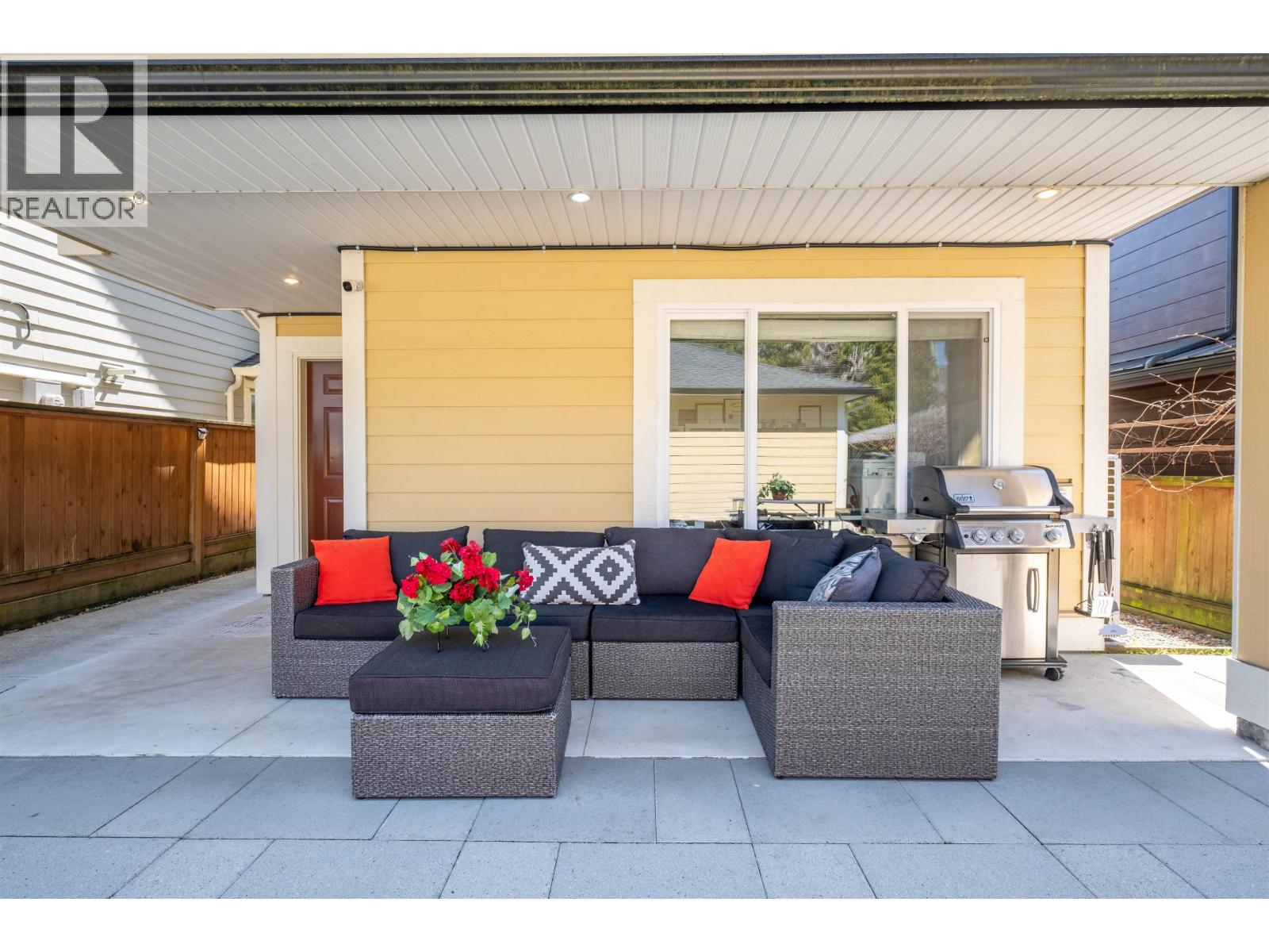 318 W 18th Street, North Vancouver, British Columbia  V7M 1W9 - Photo 30 - R3116344