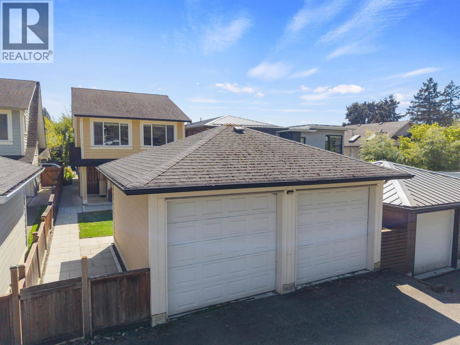 318 W 18th Street, North Vancouver, British Columbia  V7M 1W9 - Photo 31 - R3116344