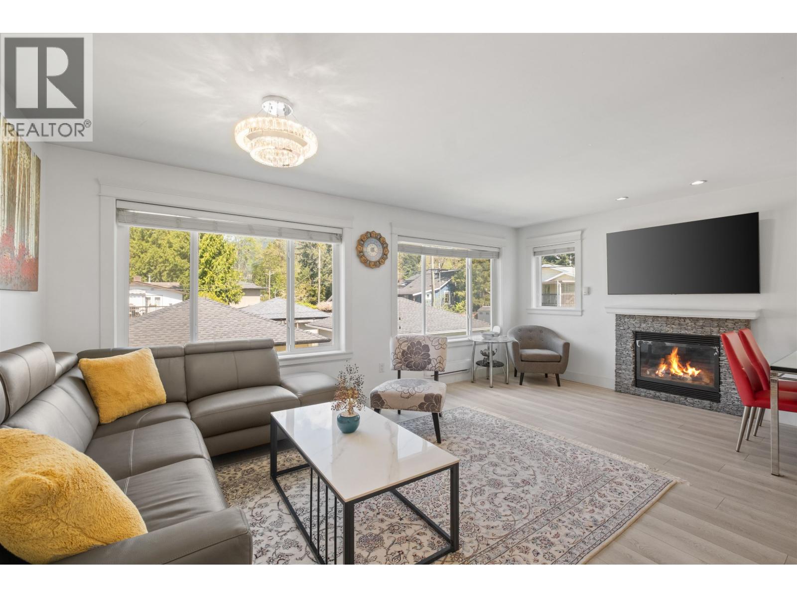 318 W 18th Street, North Vancouver, British Columbia  V7M 1W9 - Photo 4 - R3116344