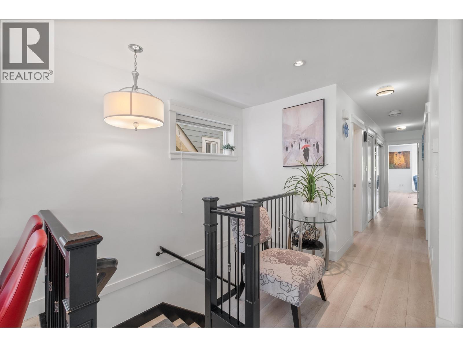 318 W 18th Street, North Vancouver, British Columbia  V7M 1W9 - Photo 9 - R3116344