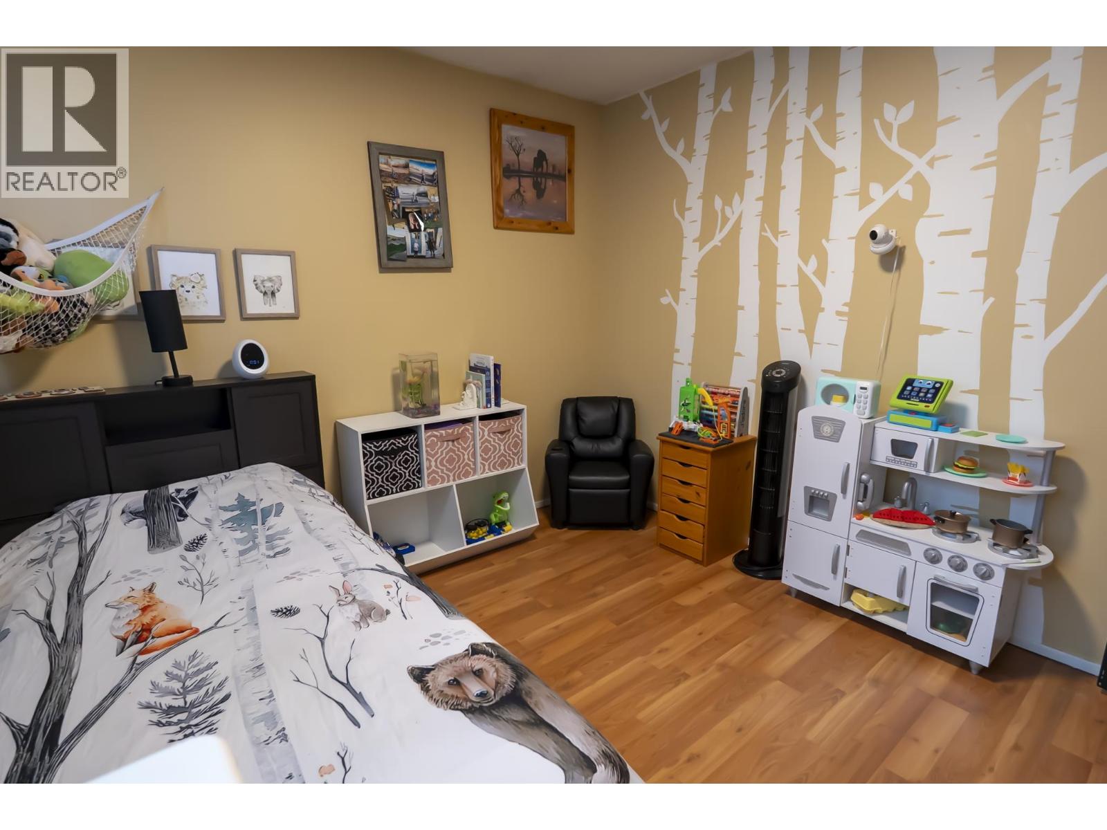 138 W 6th Street, Vanderhoof, British Columbia  V0J 3A0 - Photo 17 - R3116209