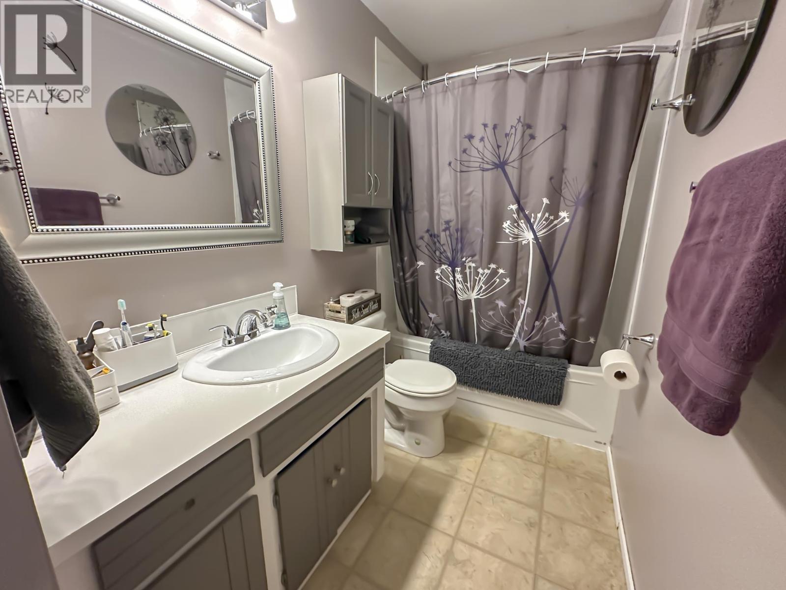 138 W 6th Street, Vanderhoof, British Columbia  V0J 3A0 - Photo 14 - R3116209