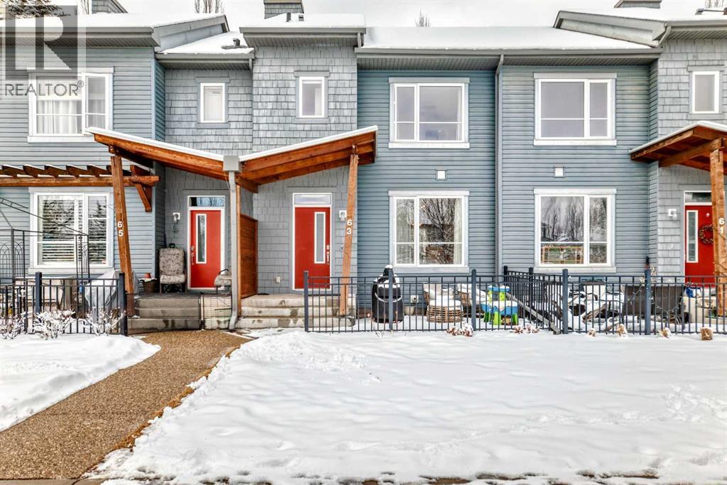 63 Chapalina Square SE, Calgary, Alberta