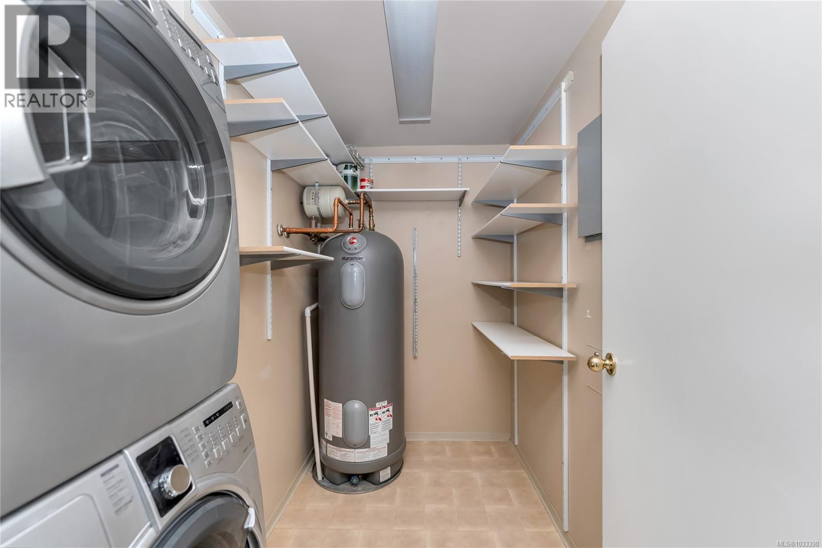 1004 1020 View St, Victoria, British Columbia  V8V 4Y4 - Photo 22 - 1033390