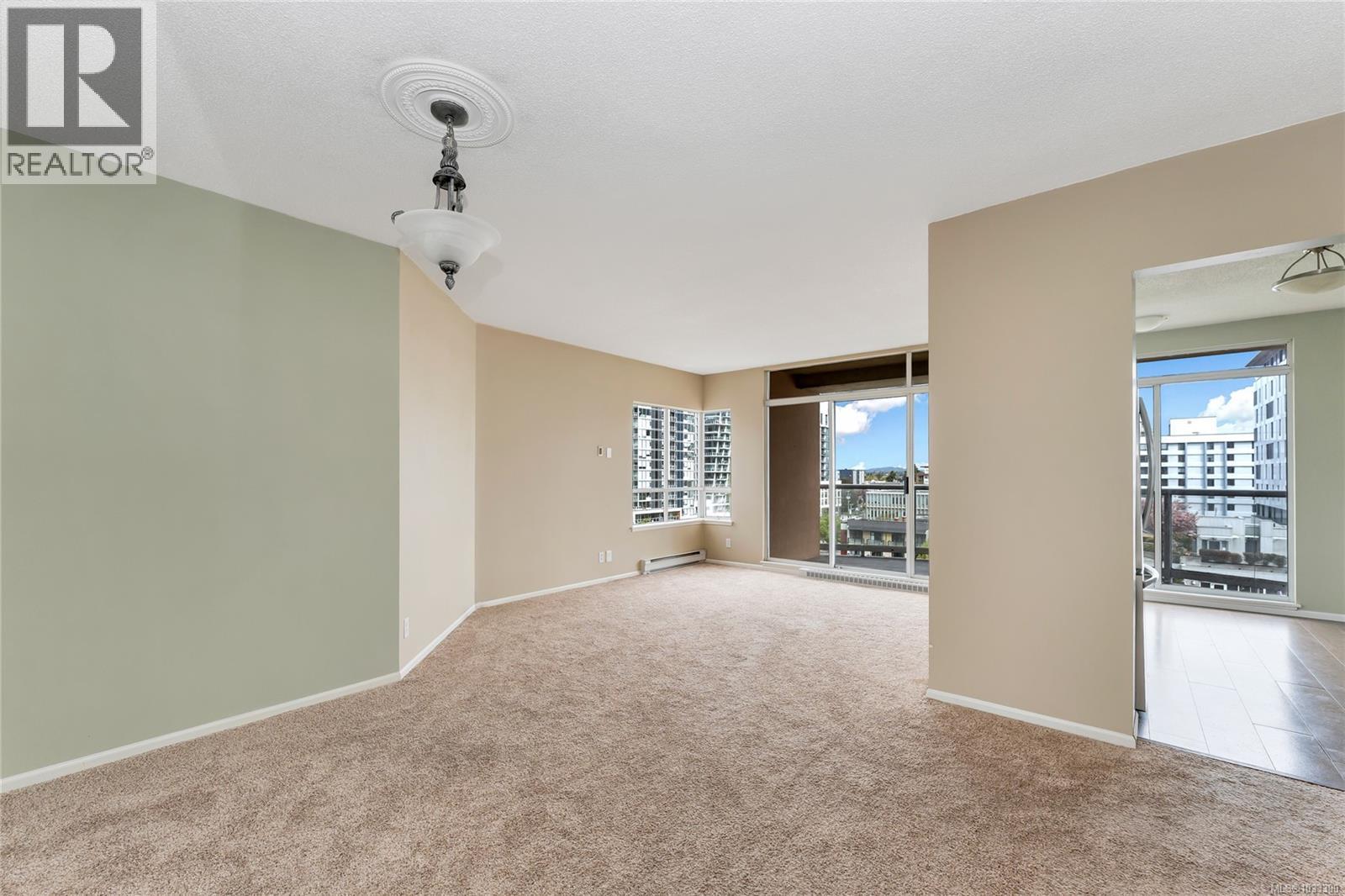 1004 1020 View St, Victoria, British Columbia  V8V 4Y4 - Photo 6 - 1033390