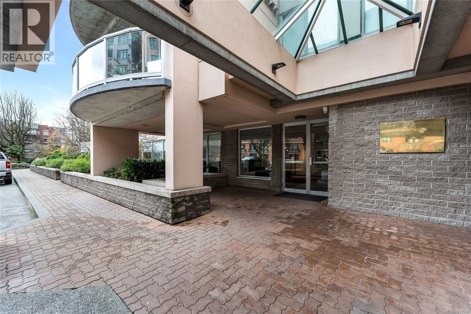 1004 1020 View St, Victoria, British Columbia  V8V 4Y4 - Photo 24 - 1033390