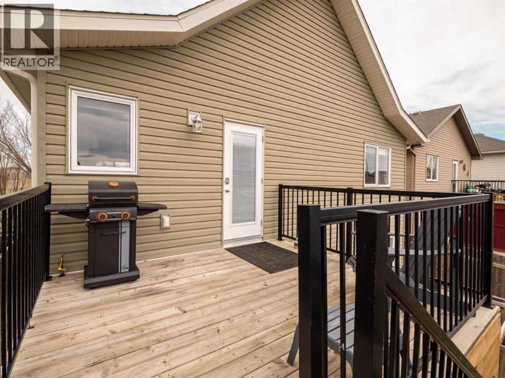 240 Mildred Dobbs Boulevard N, Lethbridge, Alberta  T1H 5R4 - Photo 42 - A2304226