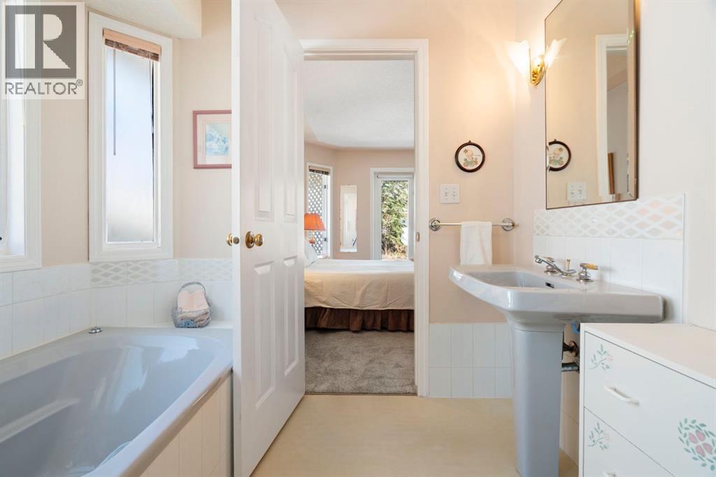 118 Shawnee Place Sw, Calgary, Alberta  T2Y 1X1 - Photo 26 - A2304625