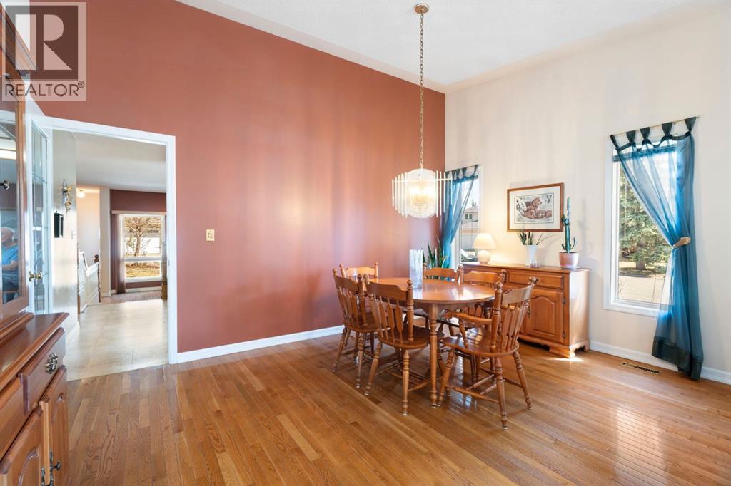 118 Shawnee Place Sw, Calgary, Alberta  T2Y 1X1 - Photo 8 - A2304625