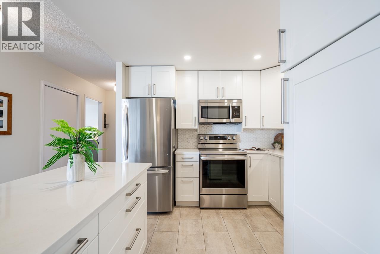 706 69 Jamieson Court, New Westminster, British Columbia  V3L 5R3 - Photo 5 - R3115831