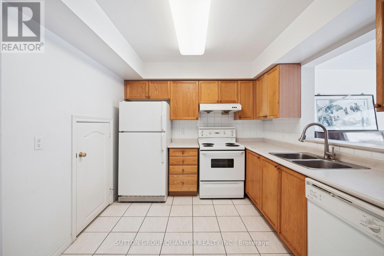 7 - 119 Omni Drive, Toronto, Ontario  M1P 5A6 - Photo 13 - E13050456