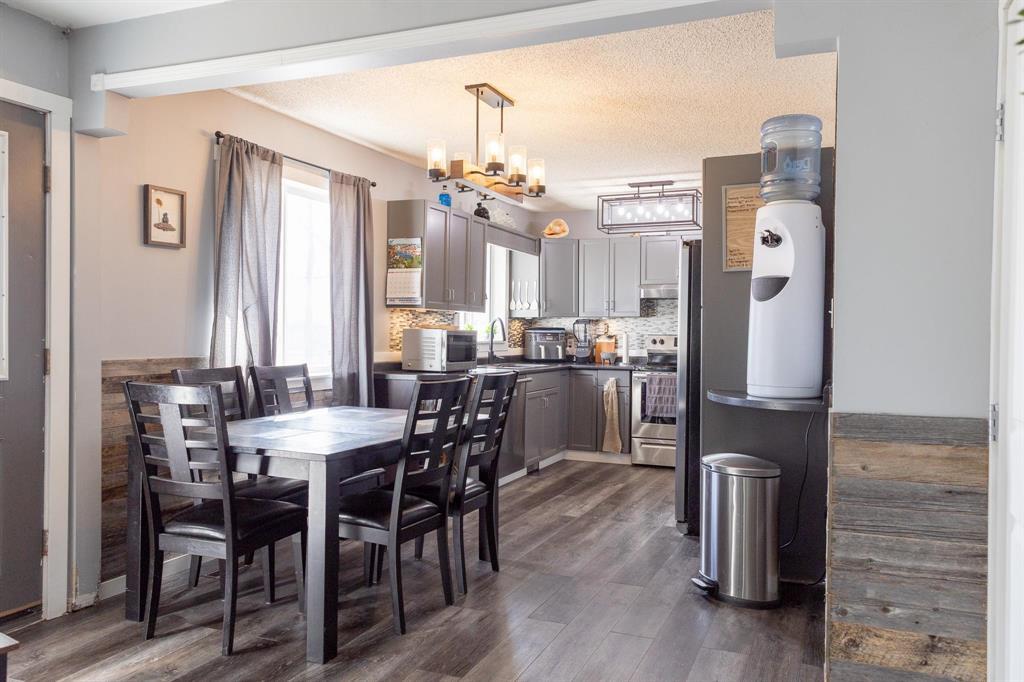 152 Kehler Drive, Mitchell, Manitoba  R5G 2M7 - Photo 6 - 202608397