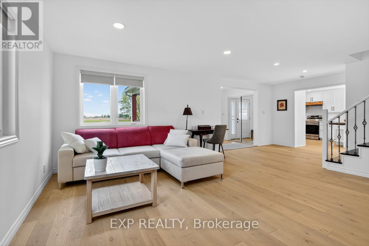 37008 Third Line, Southwold, Ontario  N0L 2G0 - Photo 12 - X13047700