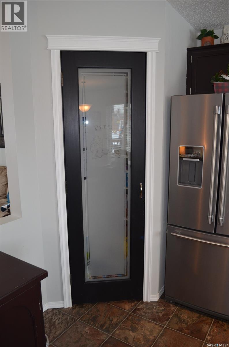 394 Standard Street, Pennant, Saskatchewan  S0N 1X0 - Photo 10 - SK027579