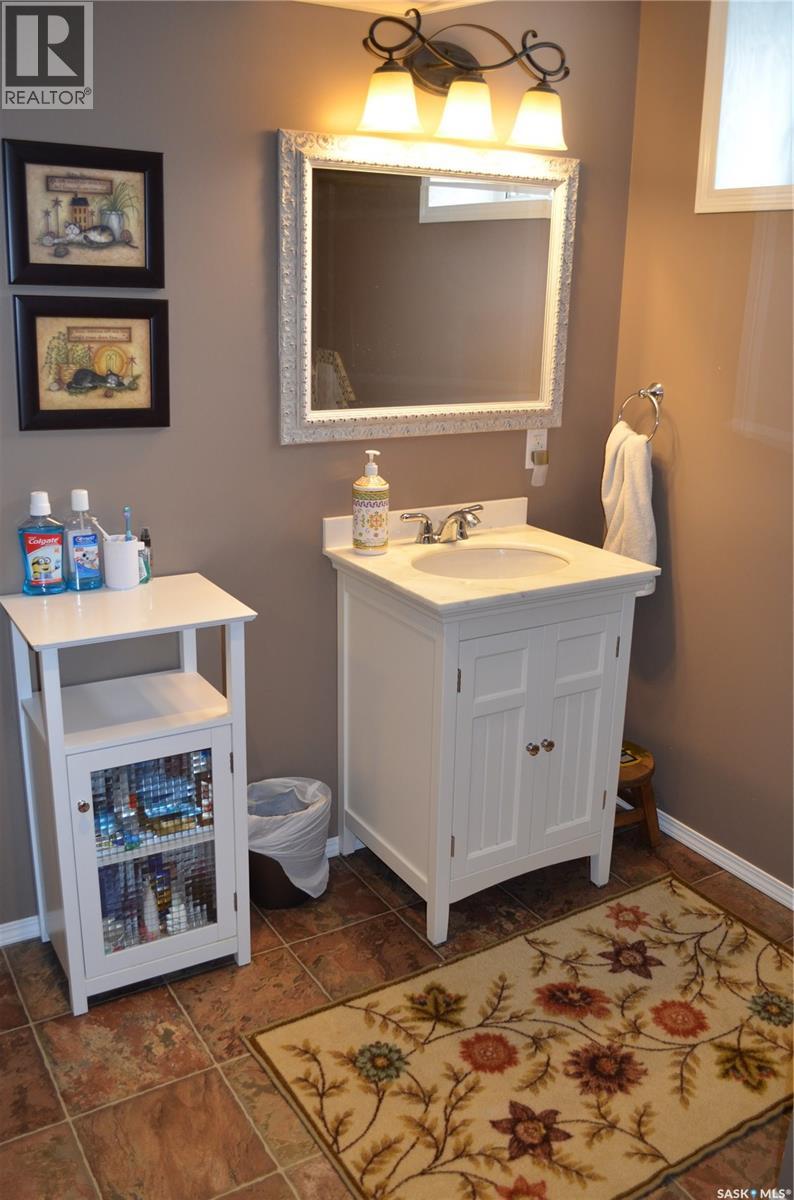 394 Standard Street, Pennant, Saskatchewan  S0N 1X0 - Photo 26 - SK027579