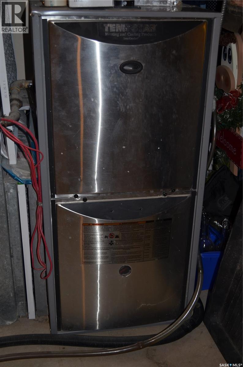 394 Standard Street, Pennant, Saskatchewan  S0N 1X0 - Photo 31 - SK027579