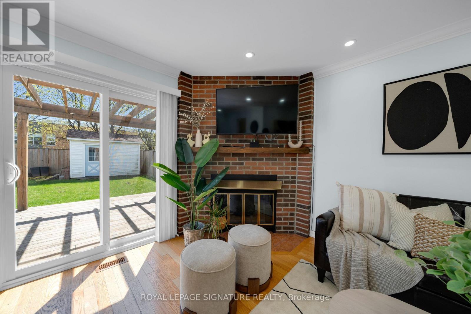 3158 Harris Crescent, Mississauga, Ontario  L5N 4Y5 - Photo 6 - W13050436