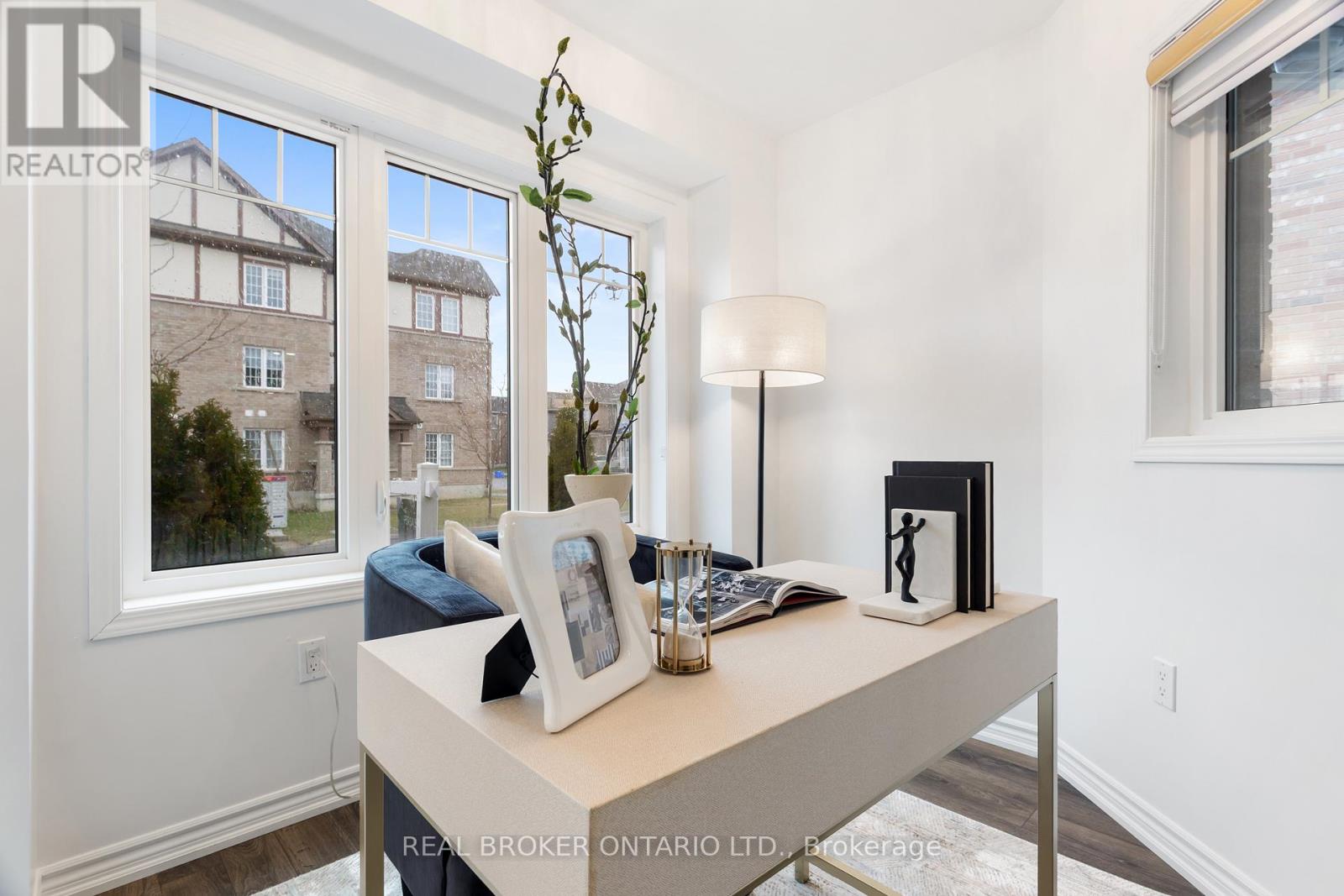 1213 Mulroney Heights, Milton, Ontario  L9E 1B9 - Photo 8 - W13050482