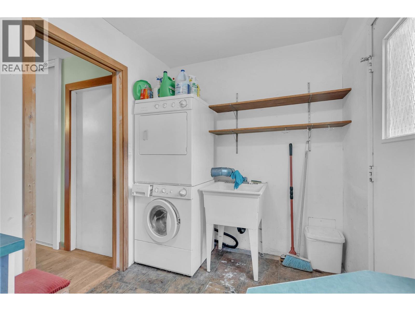 15370 Old Mission Road, Lake Country, British Columbia  V4V 2G5 - Photo 18 - 10382516