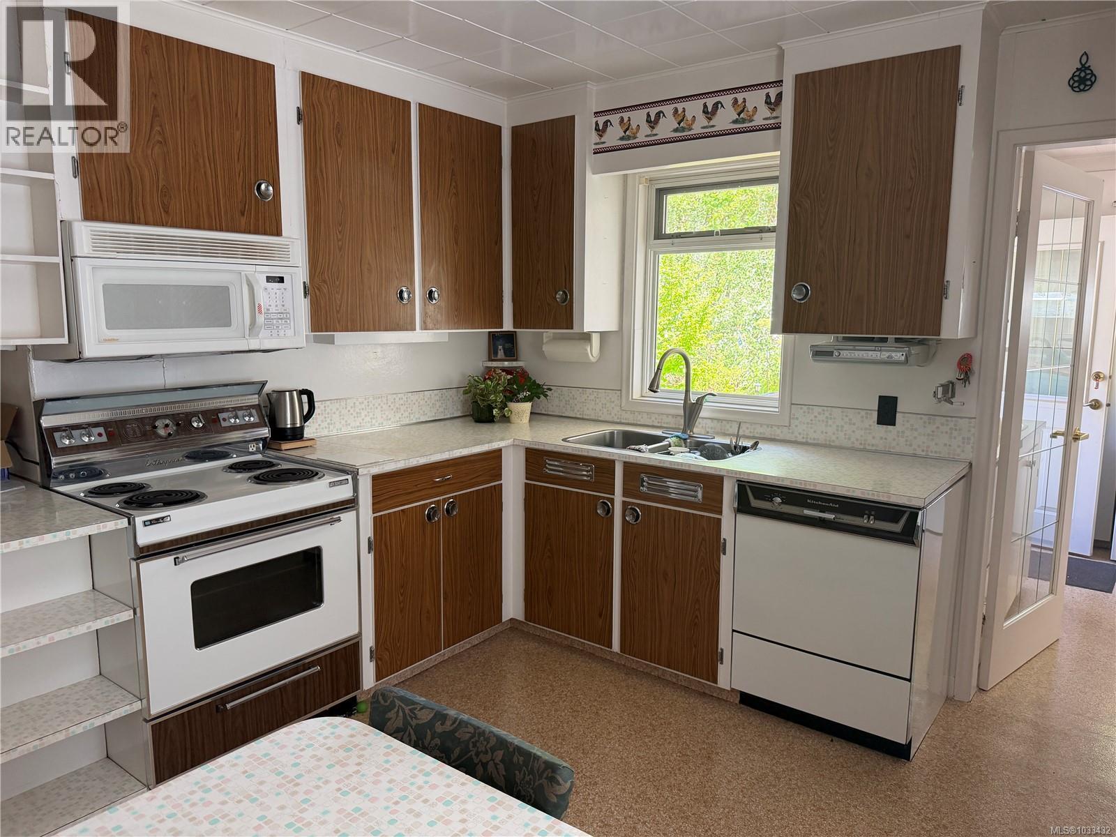 7207 Rockland Rd, Lake Cowichan, British Columbia  V0R 2G0 - Photo 11 - 1033432