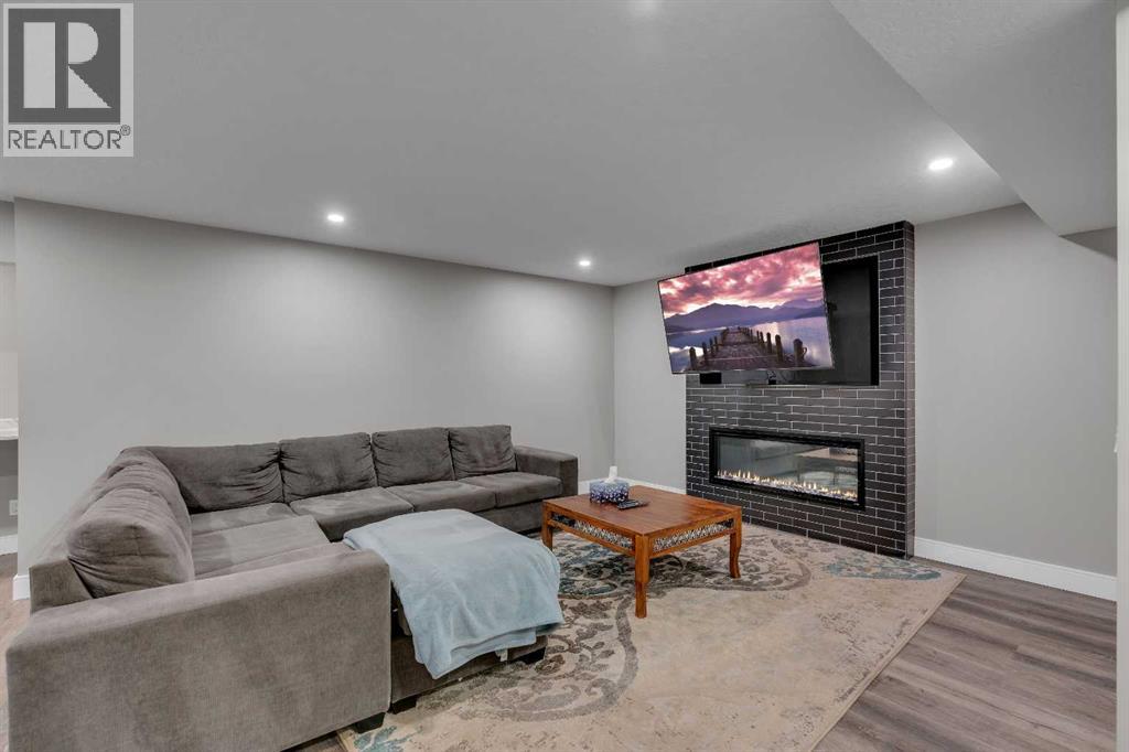18 Silverado Skies Drive SW, Calgary, Alberta  T2X 0J3 - Photo 36 - A2301706